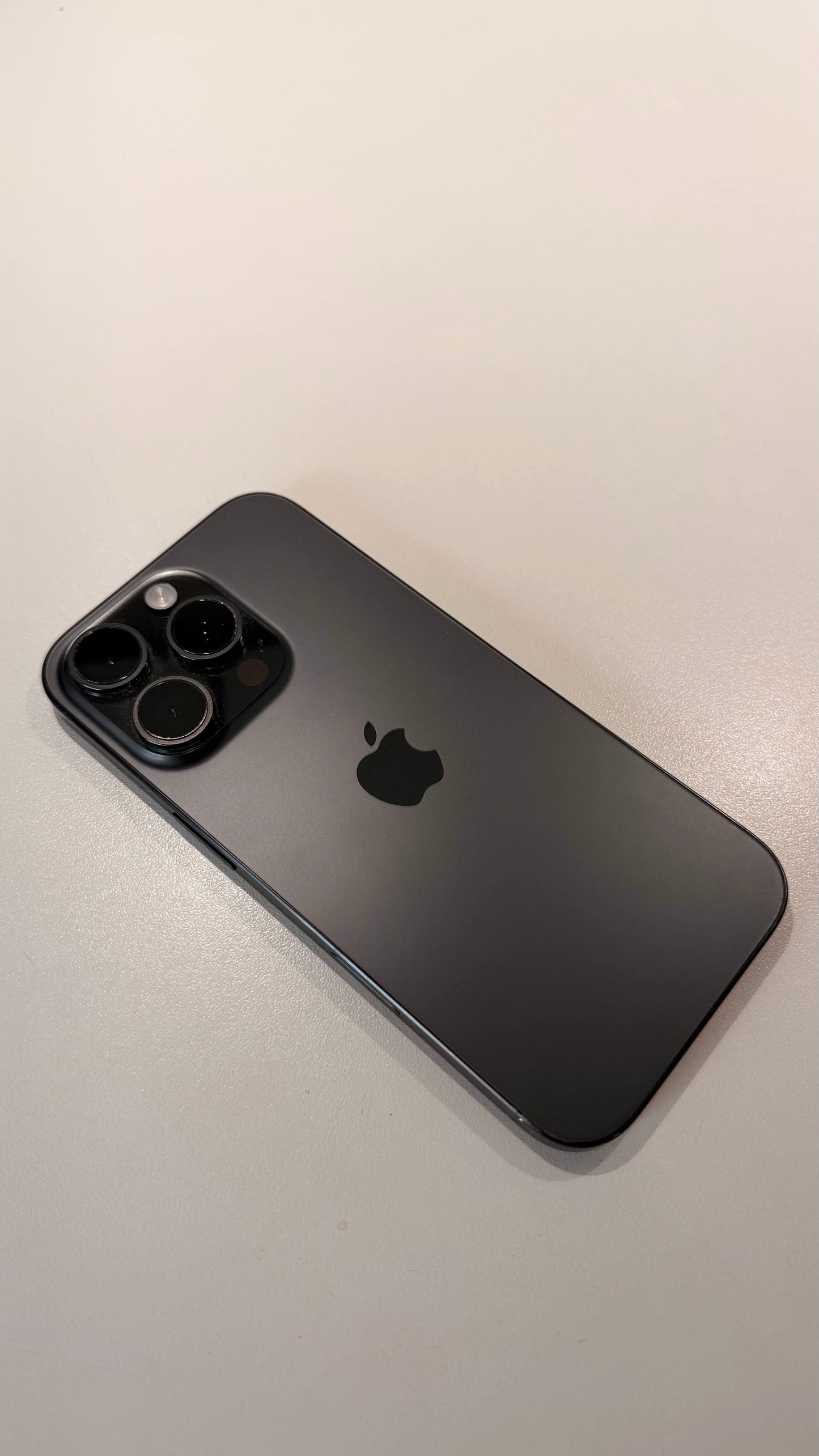 iPhone 16 Pro - Reconditionné
